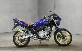 SUZUKI BANDIT 250 GJ77A