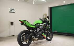 KAWASAKI ZX-25R ZX250E