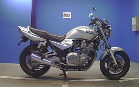 YAMAHA XJR1300 2000 RP03J