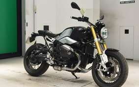 BMW R NINE T 2020 0J01