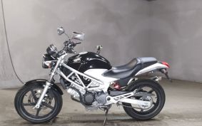 HONDA VTR 250 MC33