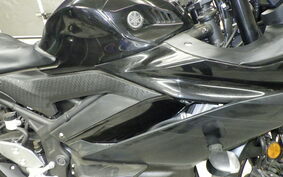 YAMAHA YZF-R3 2021 RH13J