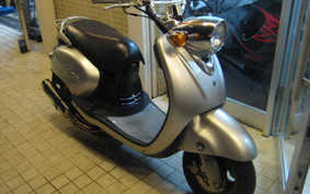 YAMAHA VINO 125 SE13