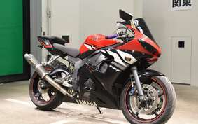 YAMAHA YZF-R6 2004 RJ09