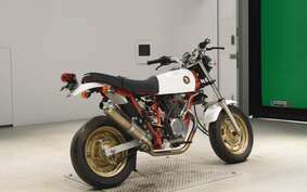 HONDA APE 100 HC07