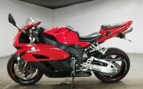 HONDA CBR1000RR 2004 SC57