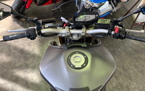 YAMAHA  AXIS Z