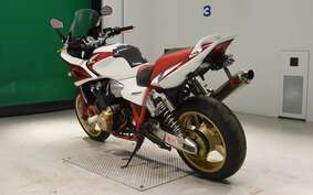 HONDA CB1300SB SUPER BOLDOR A 2006 SC54