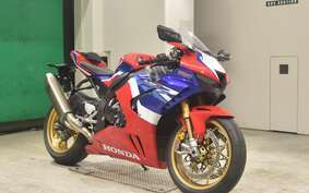 HONDA CBR1000RR RSP 2023 SC82