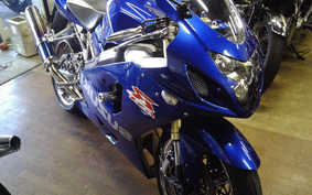 SUZUKI GSX-R600 2005 B2111