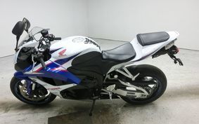 HONDA CBR600RR 2011 PC40