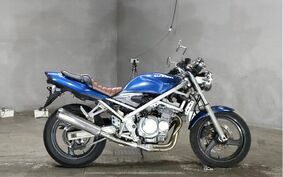 SUZUKI BANDIT 250 GJ77A