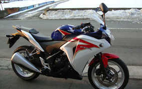 HONDA CBR250R MC41