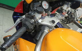 HONDA VTR1000F 2000 SC36