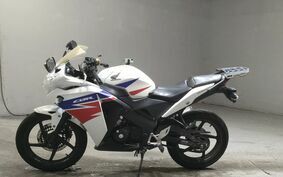 HONDA CBR125R JC50