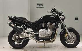 YAMAHA XJR1300 1999 RP01J