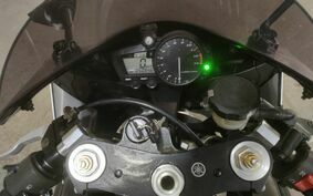 YAMAHA YZF-R1 2002 RN091