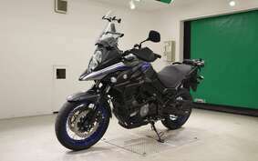 SUZUKI DL650 ( V-Strom 650 ) XTA 2022 C733A