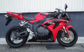 HONDA CBR1000RR 2007 SC57