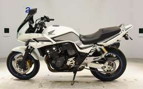 HONDA CB400 SUPER BOLDOR VTEC 2011 NC42