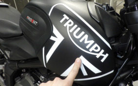 TRIUMPH TRIDENT 660 2022