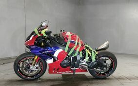 HONDA CBR1000RR RSP 2020 SC82