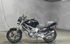 HONDA VTR 250 MC33