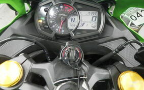 KAWASAKI ZX-25R ZX250E