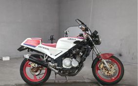 YAMAHA FZR250 2KR