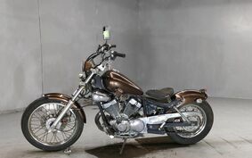 YAMAHA VIRAGO 250 3DM