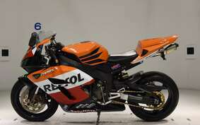 HONDA CBR1000RR 2004 SC57