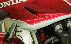 HONDA CB1300SB SUPER BOLDOR A 2006 SC54