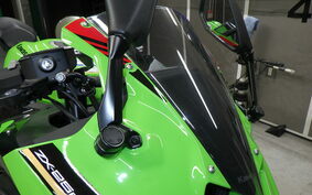 KAWASAKI ZX-25R ZX250E