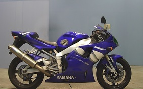 YAMAHA YZF-R1 2000 RN04