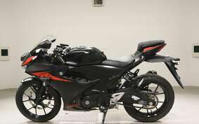 SUZUKI GSX-R125 DL33B