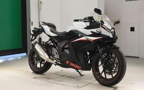 SUZUKI GSX250RA DN11A