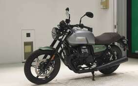 MOTO GUZZI V7 STONE 2022