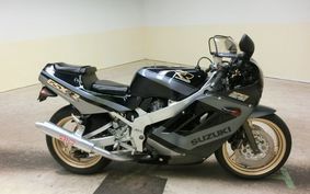 SUZUKI GSX-R400 1990 GK73A