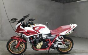 HONDA CB1300SB SUPER BOLDOR 2006 SC54