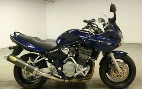 SUZUKI BANDIT 1200 S 2002 GV77A