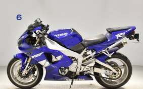 YAMAHA YZF-R1 1999 RN01