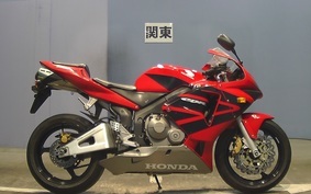 HONDA CBR600RR 2004 PC37