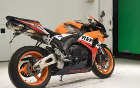 HONDA CBR1000RR 2006 SC57