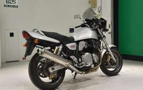 SUZUKI INAZUMA 1200 (GSX1200) 1998 GV76A