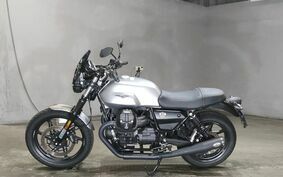 MOTO GUZZI V7 STONE 2022 不明