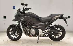 HONDA NC 700 X A 2012 RC63