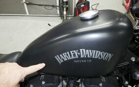 HARLEY XL883N 2013 LE2