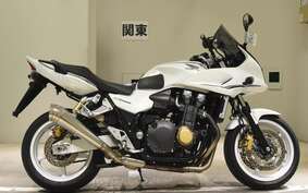 HONDA CB1300SB SUPER BOLDOR A 2011 SC54