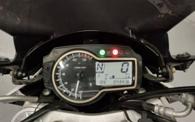SUZUKI GSR750 C5111