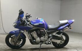 YAMAHA FZS1000 FAZER 2001 RN06